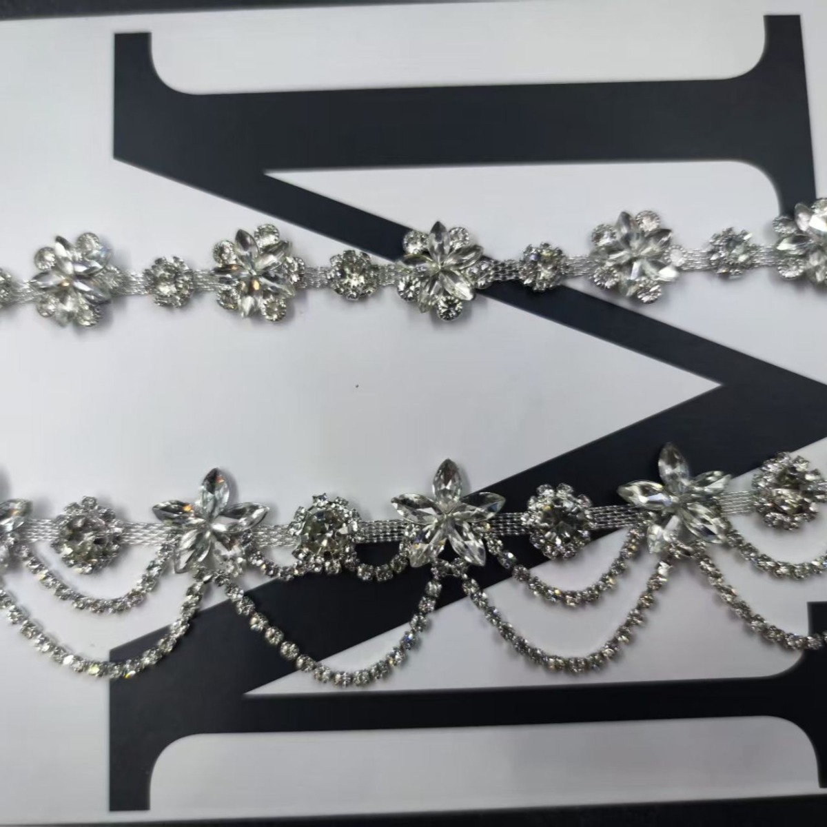 المرحلة زي الديكور تألق سلسلة  - مراجعة Suit Supply Wedding Party وسعره